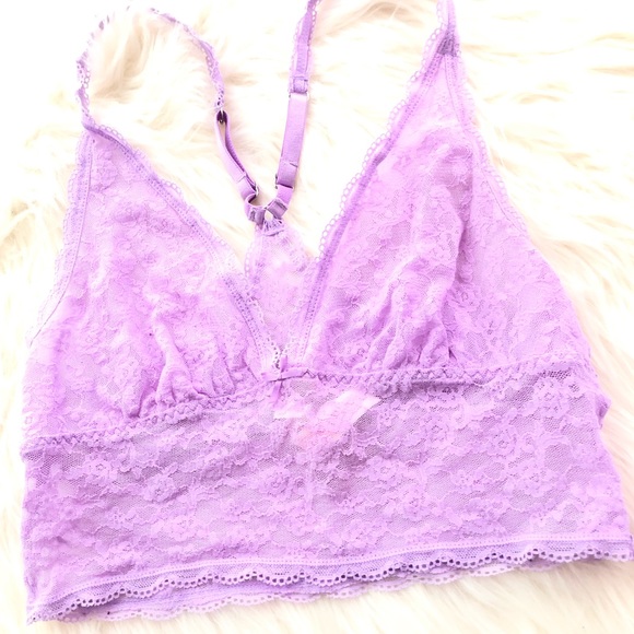 ➰ Victoria Secret Lace Bra - Picture 3 of 3
